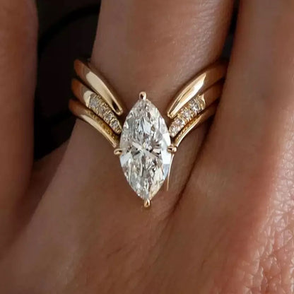 Marquise-cut V-band ring luxurious Ins-style aesthetic