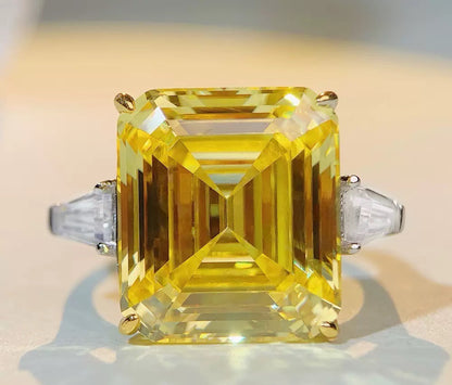 28 carat emerald-cut  yellow diamond with S925