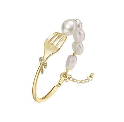 Stylish and elegant gold bracelet and ring stack for commuting—perfect for work meetings and professional outings with zircon