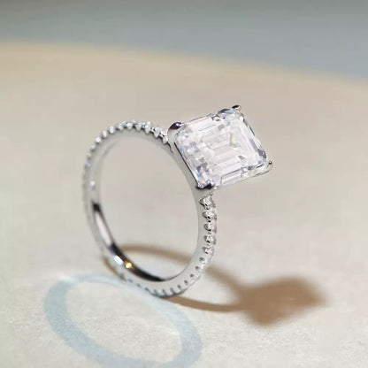 4-Carat Emerald-Cut Moissanite "Pigeon's Egg" Luxury Ring – Versatile Style – S925 Sterling Silver