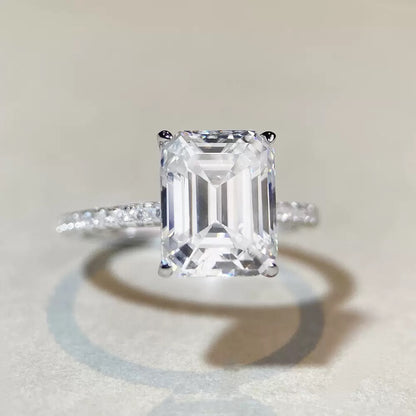 4-Carat Emerald-Cut Moissanite "Pigeon's Egg" Luxury Ring – Versatile Style – S925 Sterling Silver