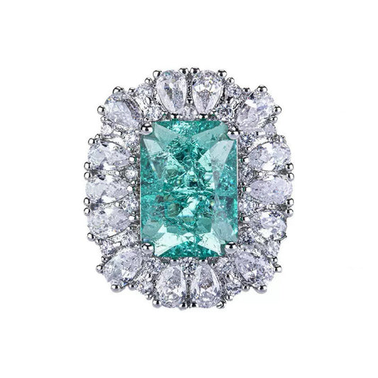 Lake-green crackle-pattern ring with dazzling sparkle.